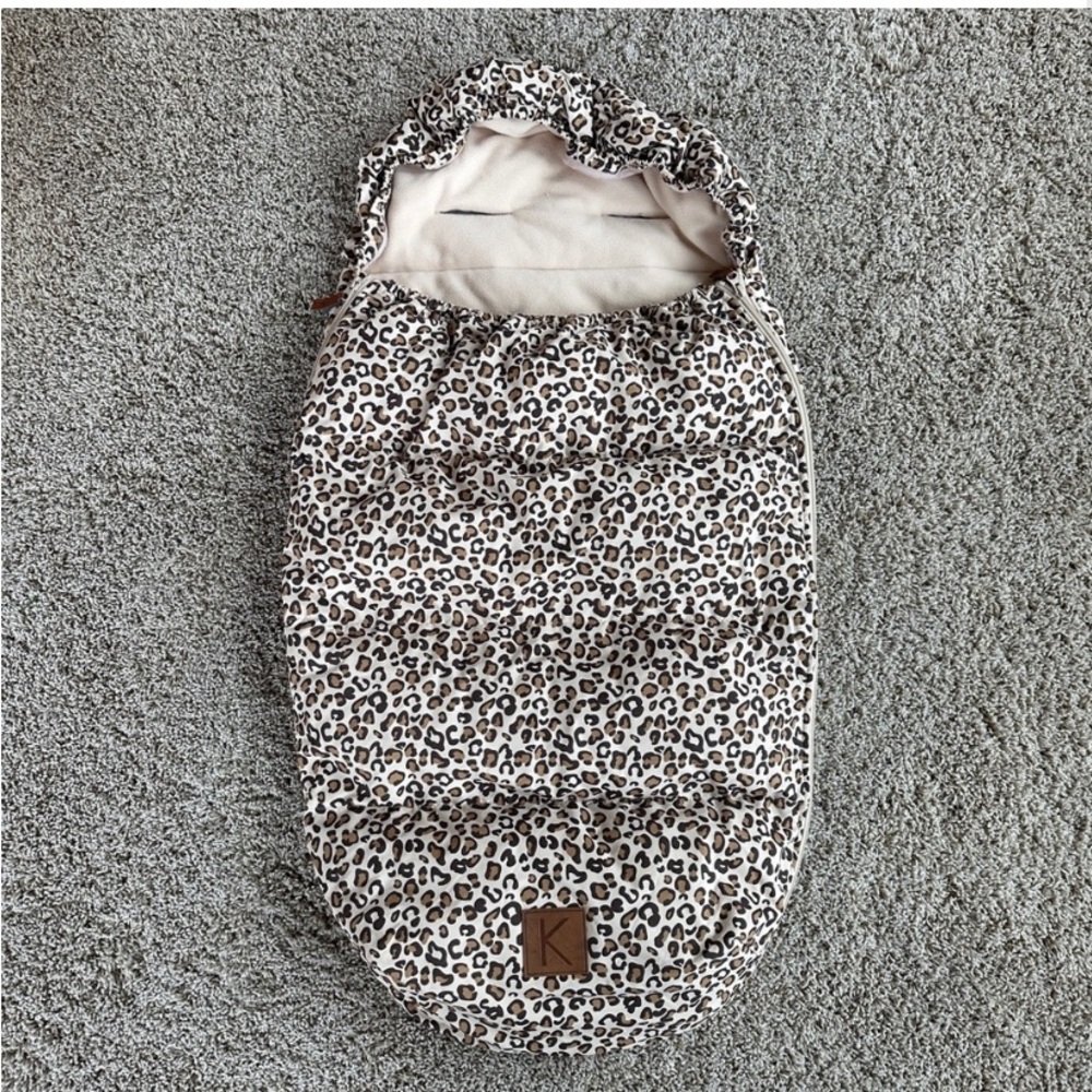 Kuling Leopard Print Waterproof Warm Footmuff